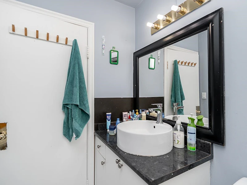 8543 144th Street, Surrey BC V3W 5T8