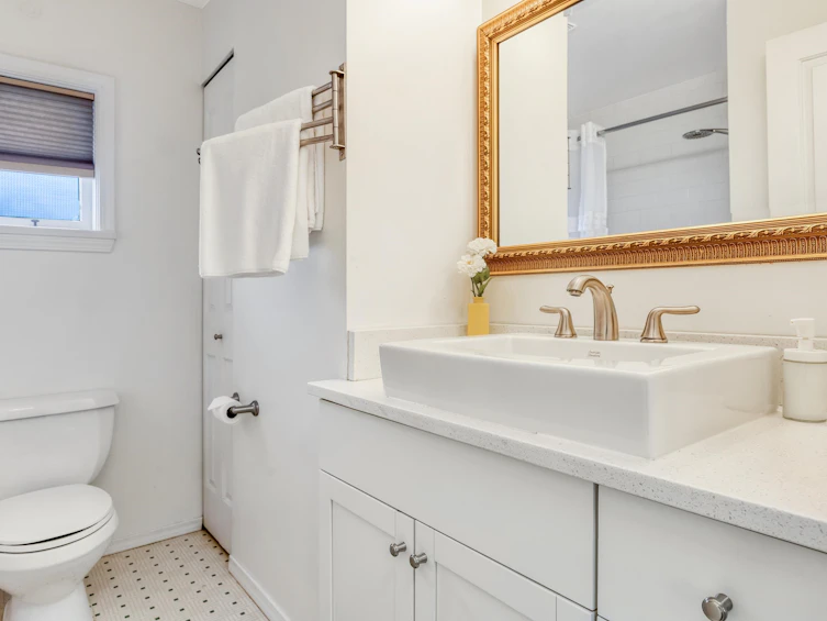 2814 W 3rd Avenue, Vancouver, BC, V6K 1M7 - 15