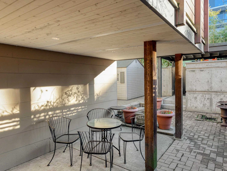 2814 W 3rd Avenue, Vancouver, BC, V6K 1M7 - 27