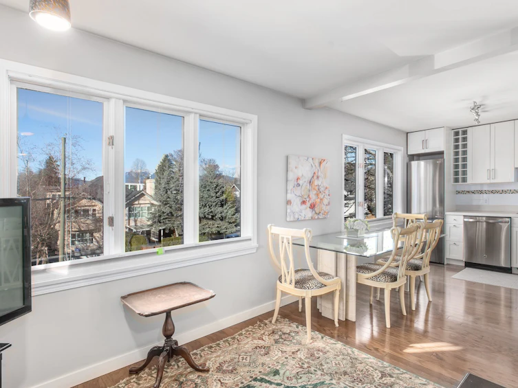2814 W 3rd Avenue, Vancouver, BC, V6K 1M7 - 13