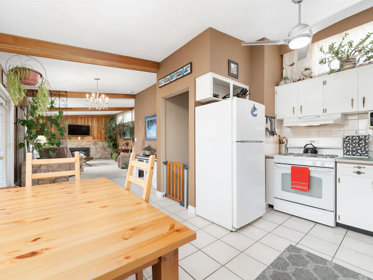 10257 125 Street, Surrey, BC, V3V 4Y5 - 11