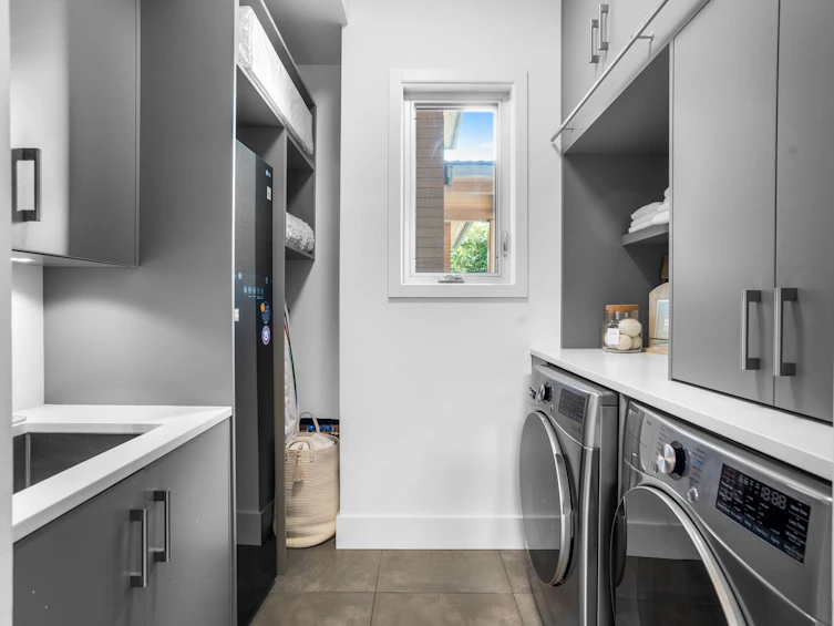 883 Wavertree Road, North Vancouver, BC, V7R 1S2 - 14