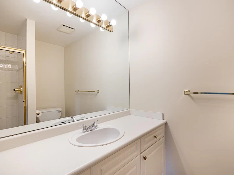 314-15110 108 Avenue, Surrey, BC, V3R 0T6 - 18