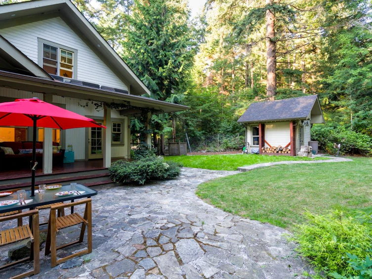 1751 Frances Walk, Bowen Island, BC, V0N 1G2 - 3