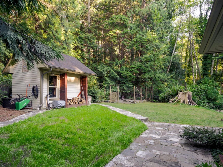 1751 Frances Walk, Bowen Island, BC, V0N 1G2 - 28