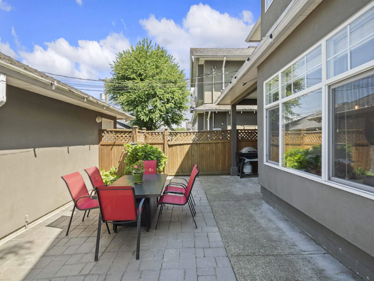 4305 Albert Street, Burnaby, BC, V5C 2E9 - 5