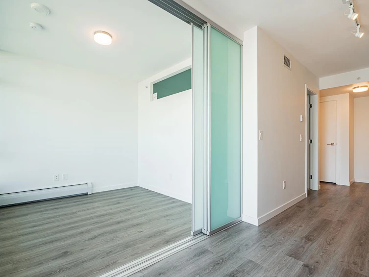 2606-13350 Central Avenue, Surrey, BC, V3T 0S1 - 4