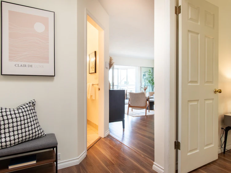 1296 W 8th Avenue, Vancouver, BC, V6H 3Y9 - 27