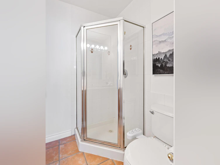 209-131 W 3rd Street, North Vancouver, BC, V7M 1E7 - 27