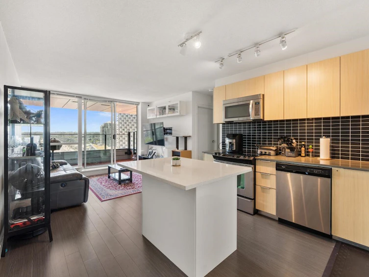 1212-1325 Rolston Street, Vancouver, BC, V6B 0M2 - 4