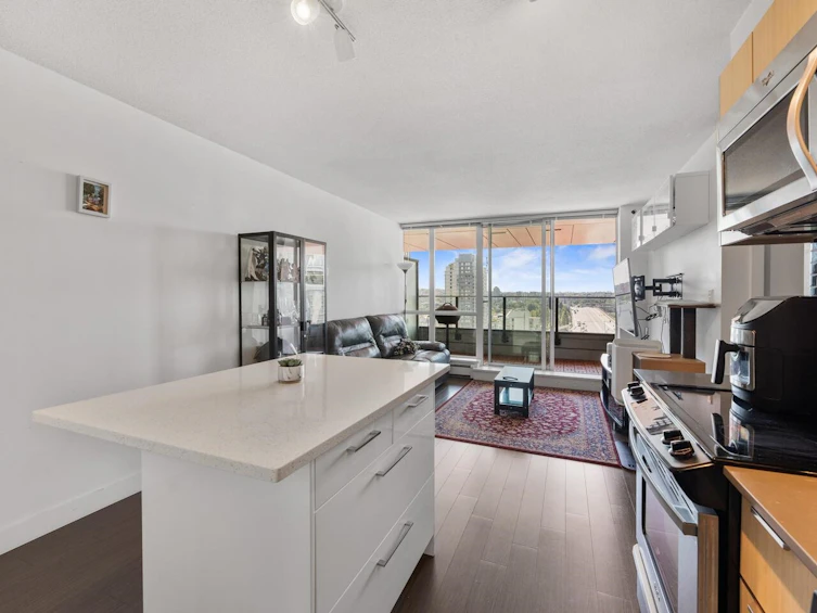 1212-1325 Rolston Street, Vancouver, BC, V6B 0M2 - 5