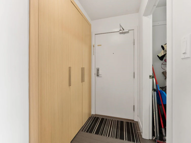 1212-1325 Rolston Street, Vancouver, BC, V6B 0M2 - 2
