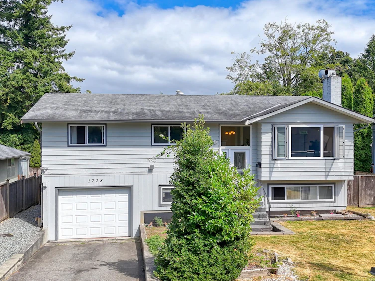1728 156 Street, Surrey, BC, V4A 4T1