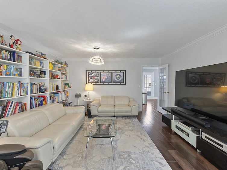 1563 W 59th Avenue, Vancouver, BC, V6P 1Z1 - 4