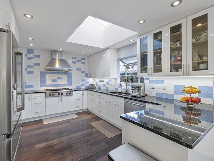 1563 W 59th Avenue, Vancouver, BC, V6P 1Z1 - 14