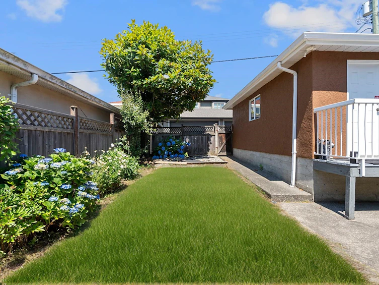 1563 W 59th Avenue, Vancouver, BC, V6P 1Z1 - 37