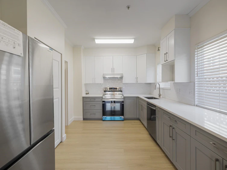 2229 Oxford Street, Vancouver, BC, V5L 1G2 - 16