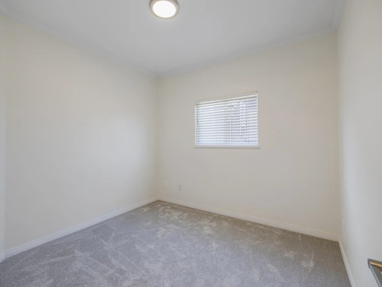 2229 Oxford Street, Vancouver, BC, V5L 1G2 - 31