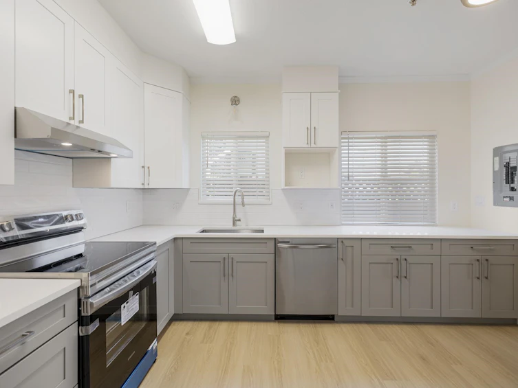 2229 Oxford Street, Vancouver, BC, V5L 1G2 - 15