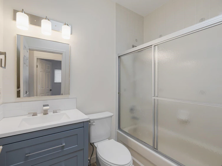 2229 Oxford Street, Vancouver, BC, V5L 1G2 - 35