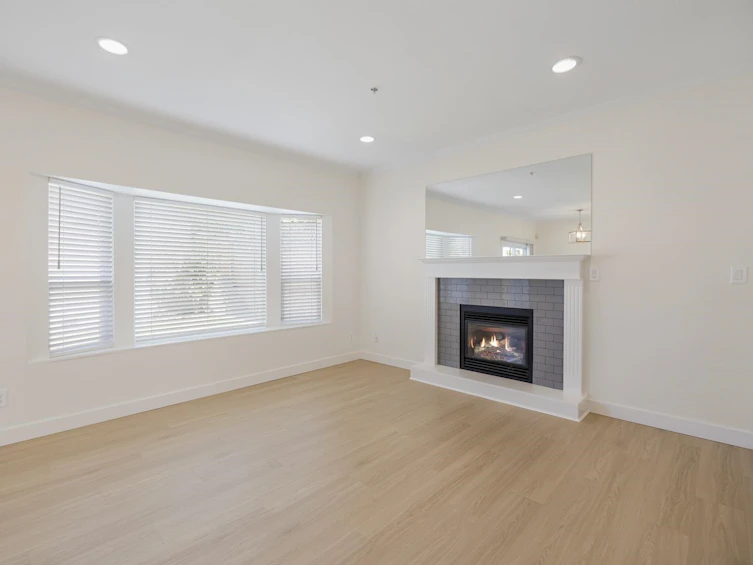 2229 Oxford Street, Vancouver, BC, V5L 1G2 - 5