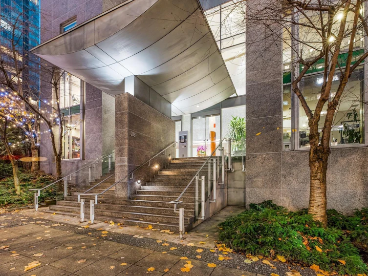 1907-1288 W Georgia Street, Vancouver, BC, V6E 4R3 - 2