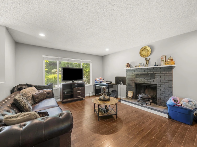 3555 Davie Street, Abbotsford, BC, V2S 6G3 - 2