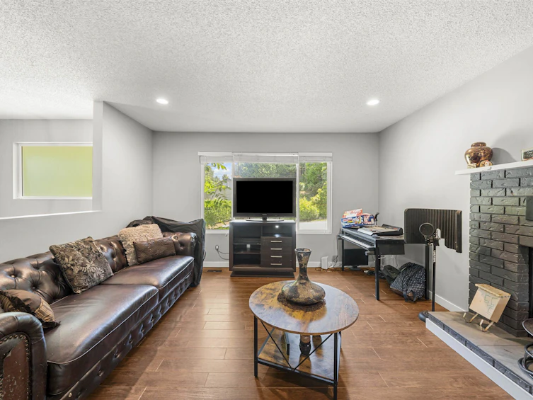 3555 Davie Street, Abbotsford, BC, V2S 6G3 - 3