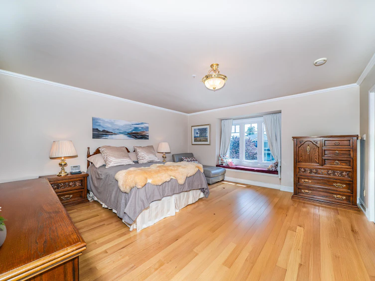 1755 W 58th Avenue, Vancouver, BC, V6P 1W8 - 15