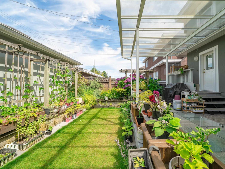 1755 W 58th Avenue, Vancouver, BC, V6P 1W8 - 29
