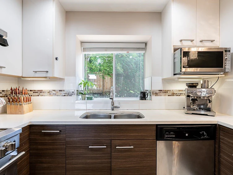 2919 Walton Avenue, Coquitlam, BC, V3B 2W4 - 12