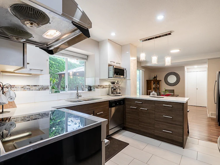 2919 Walton Avenue, Coquitlam, BC, V3B 2W4 - 11