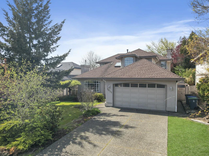 7911 164th Street, Surrey BC V4N 0M6