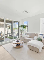 422 7588 16th Street