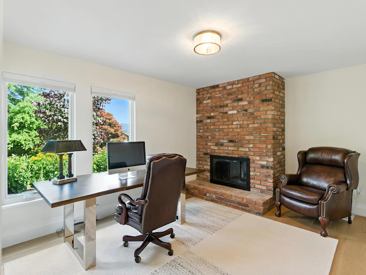2059 Cliffwood Road, North Vancouver, BC, V7G 1S1 - 27