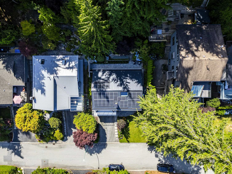 2059 Cliffwood Road, North Vancouver, BC, V7G 1S1 - 35