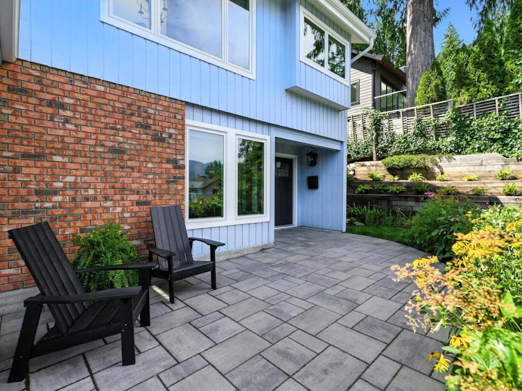 2059 Cliffwood Road, North Vancouver, BC, V7G 1S1 - 2