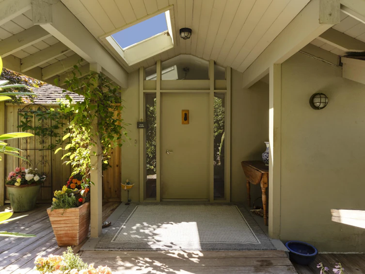 8665 Lawrence Way, West Vancouver, BC, V7W 2T7 - 15