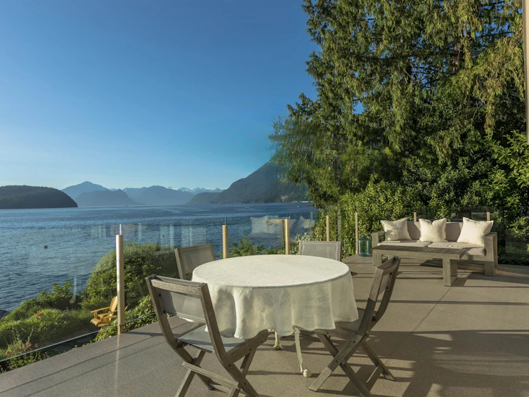 8665 Lawrence Way, West Vancouver, BC, V7W 2T7 - 19