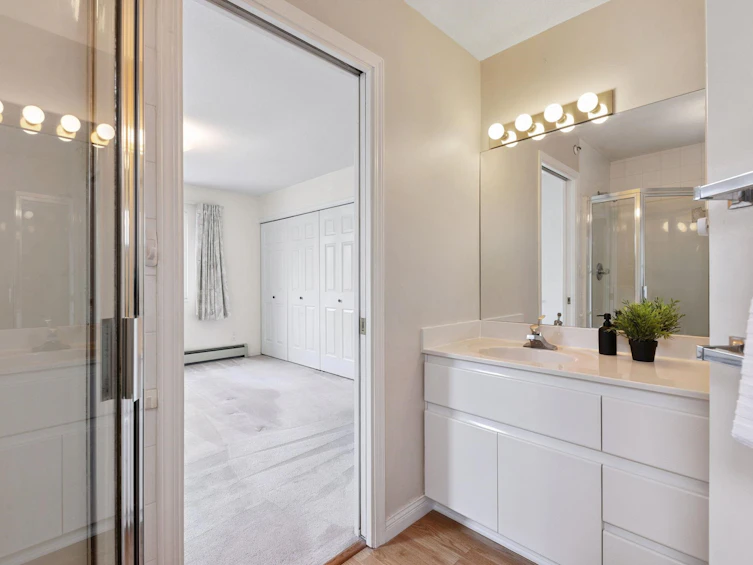 6239 St. Catherines Street, Vancouver, BC, V5W 3G7 - 24