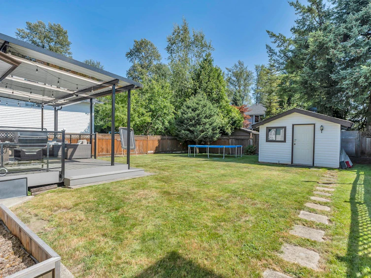 14422 Gladstone Drive, Surrey, BC, V3R 5R9 - 23