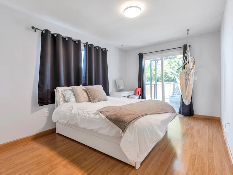 14422 Gladstone Drive, Surrey, BC, V3R 5R9 - 11