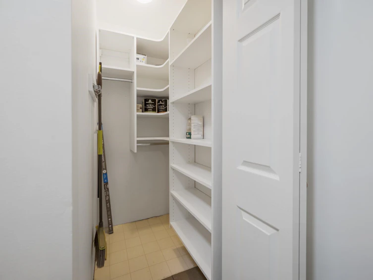 302-1066 E 8th Avenue, Vancouver, BC, V5T 1T9 - 27