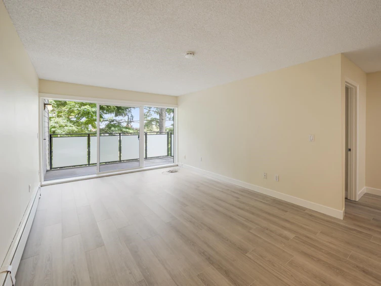 302-1066 E 8th Avenue, Vancouver, BC, V5T 1T9 - 16