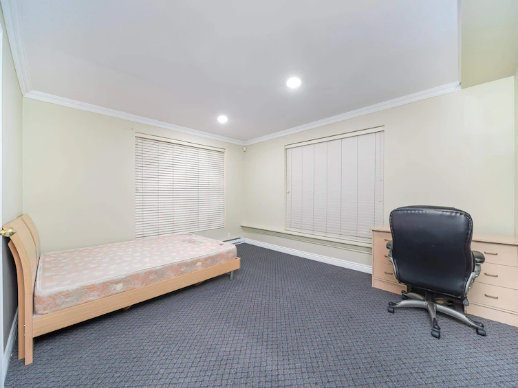 8030 11th Avenue, Burnaby, BC, V3N 2N7 - 30