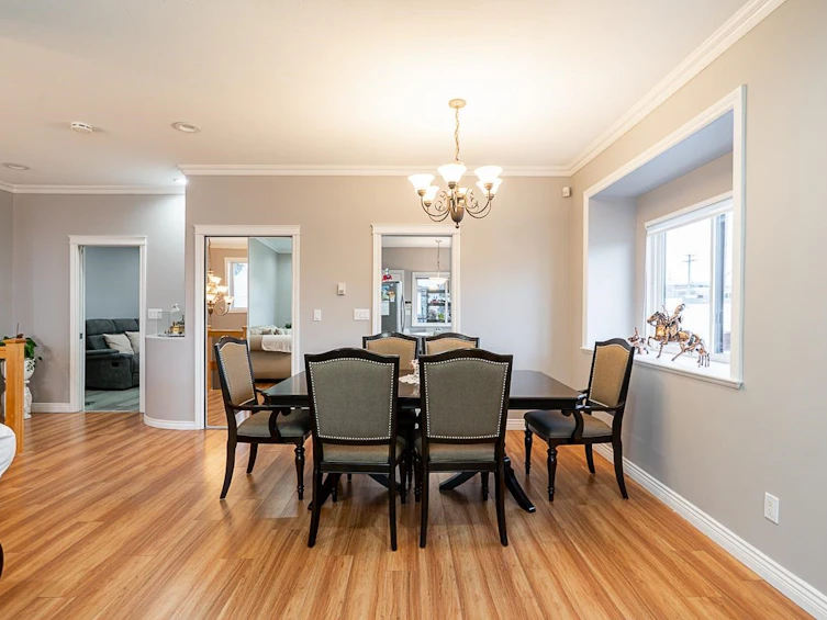 7877 15th Avenue, Burnaby, BC, V3N 1W7 - 9