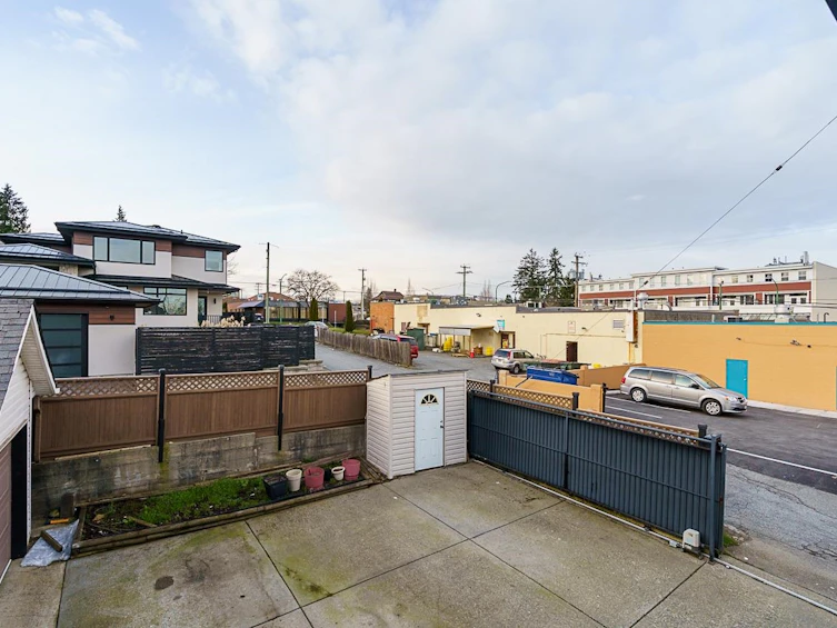 7877 15th Avenue, Burnaby, BC, V3N 1W7 - 25