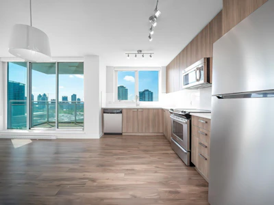 2309-13325 102a Avenue - 2