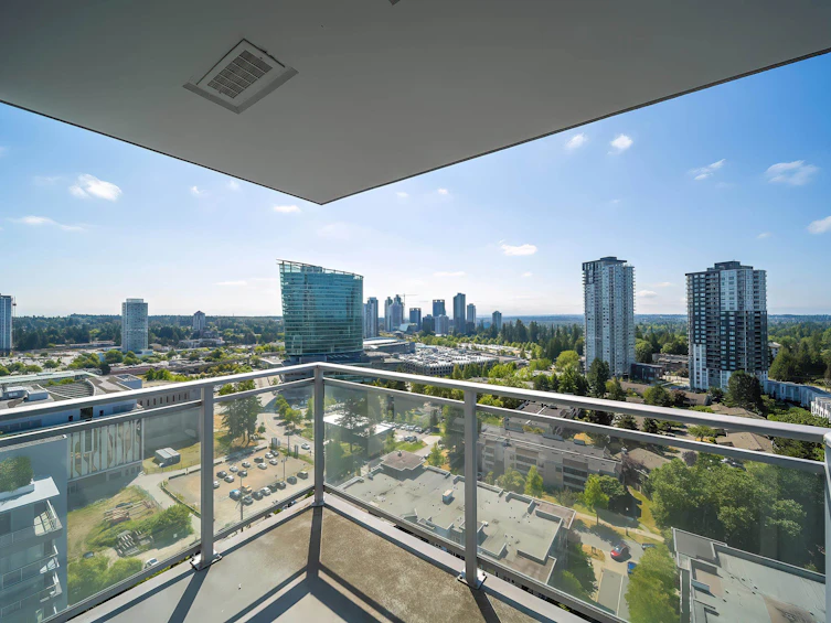2309-13325 102a Avenue, Surrey, BC, V3T 0J5 - 13