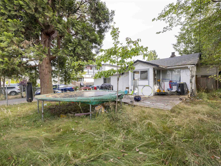 14080 110 Avenue, Surrey, BC, V3R 1Z2 - 9